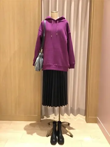 ANY 浅岡 コーディネート画像