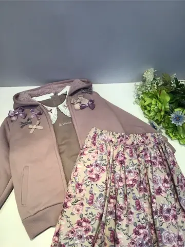 ANY 佐々木 コーディネート画像