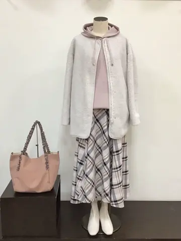 ANY 河村 コーディネート画像