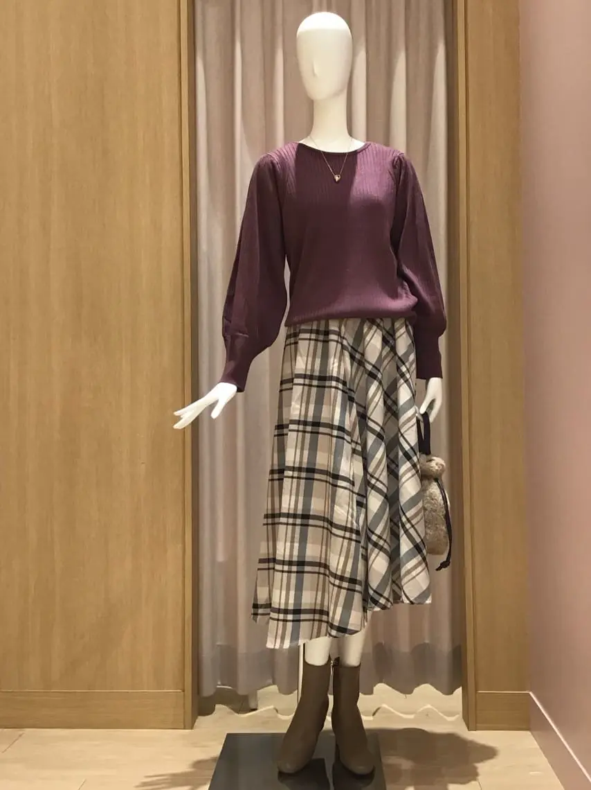  本吉 コーディネート画像