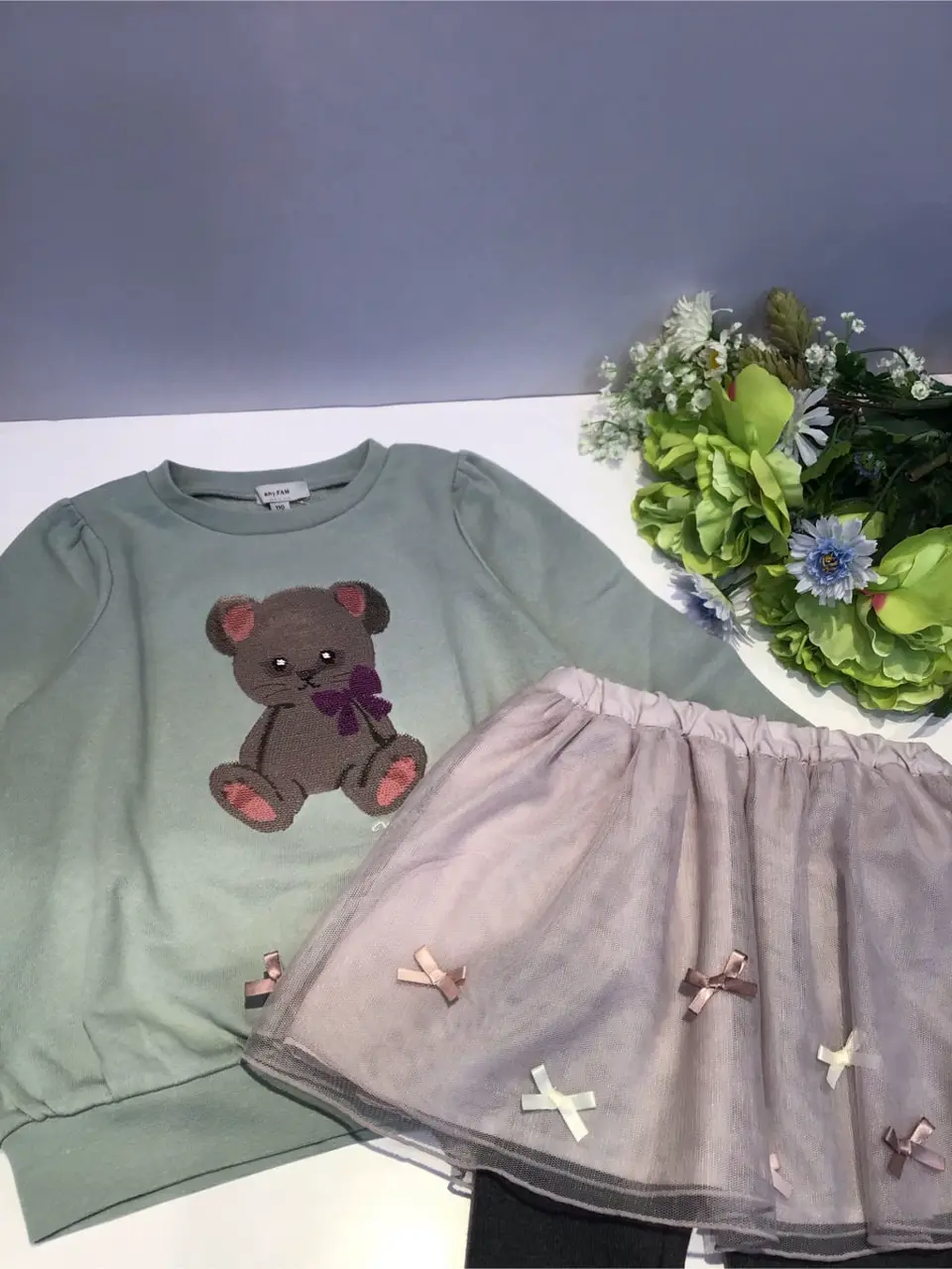 ANY 佐々木 コーディネート画像