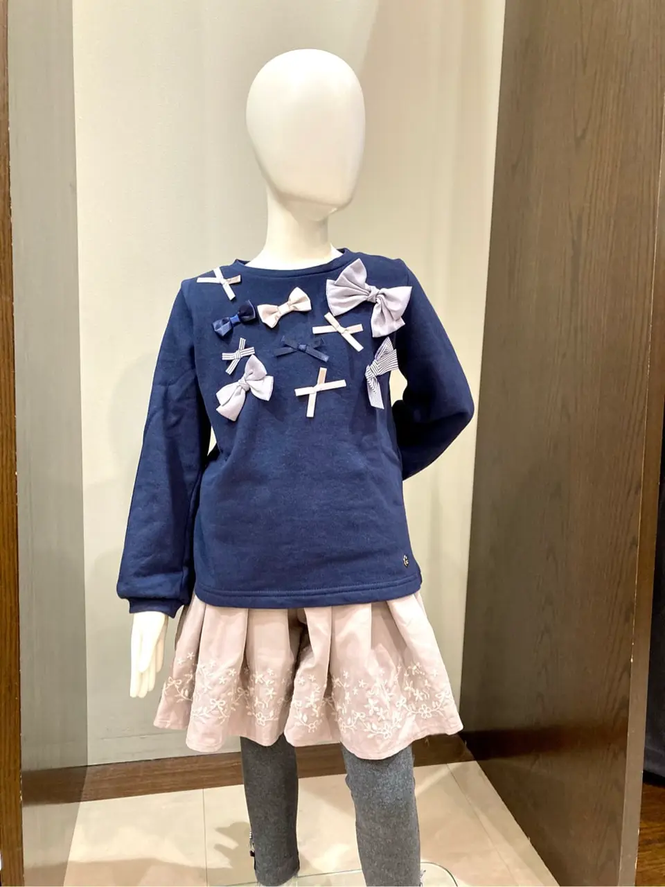 ANY 杉原 コーディネート画像