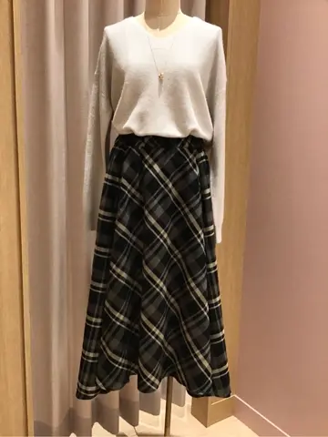 ANY 浅岡 コーディネート画像