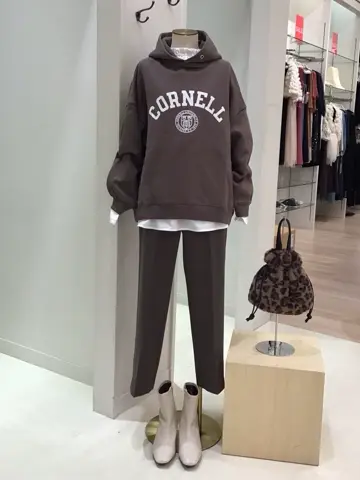 ANY 横溝 コーディネート画像