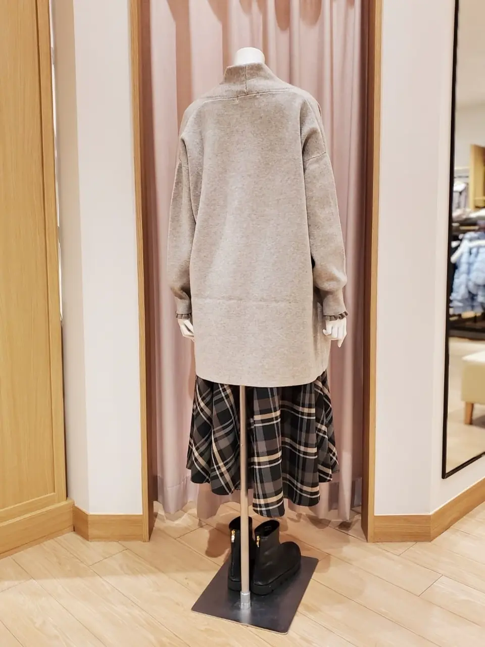 ANY 岩田 コーディネート画像