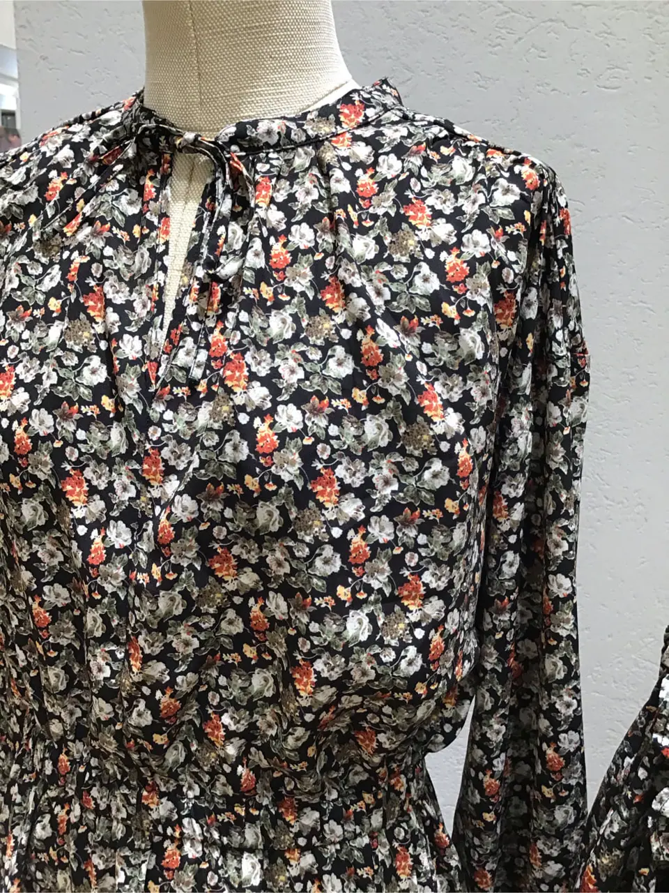 ANY こばやし コーディネート画像