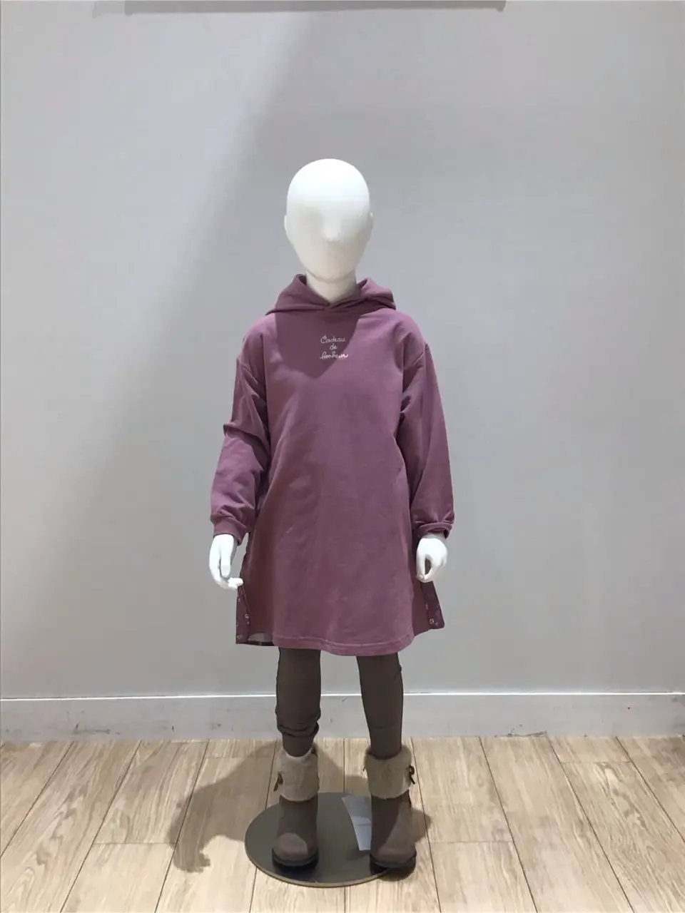 ANY スタッフ コーディネート画像