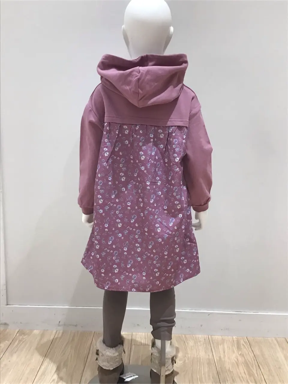 ANY スタッフ コーディネート画像