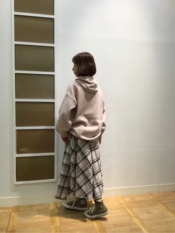 ANY 山口 コーディネート画像