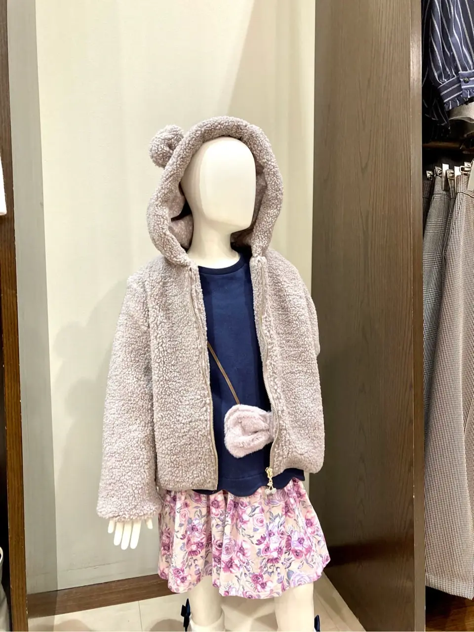 ANY 杉原 コーディネート画像