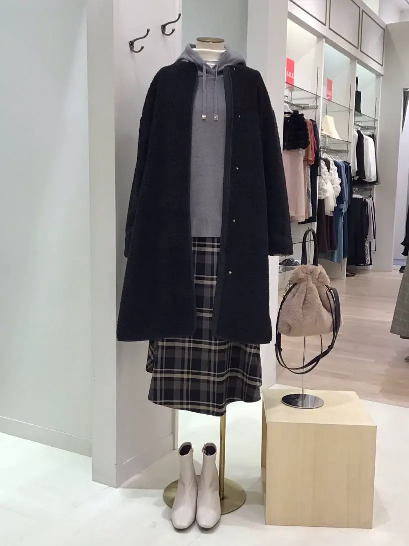 ANY 横溝 コーディネート画像