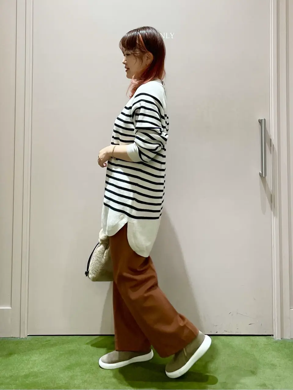 ANY フジコ コーディネート画像