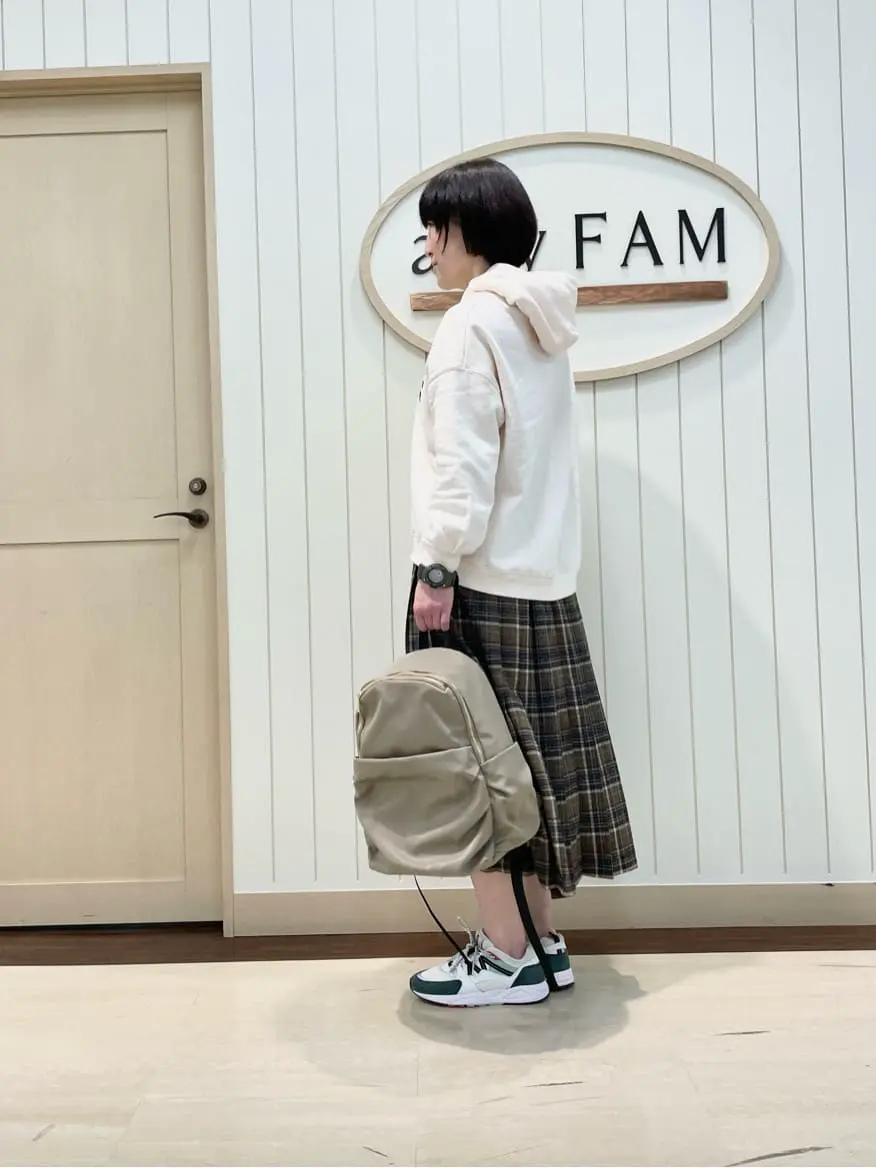 ANY 藤村 コーディネート画像