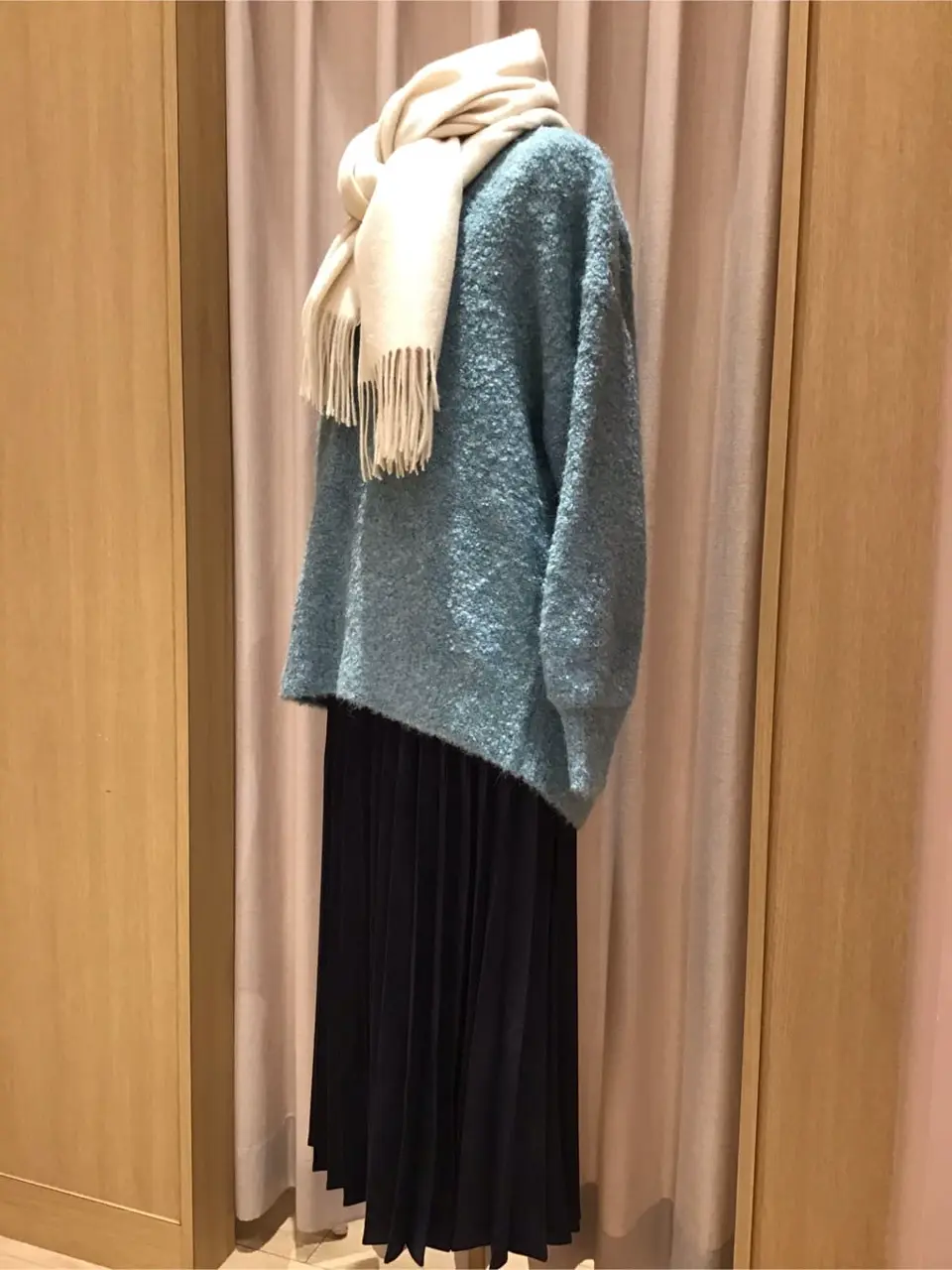 ANY 浅岡 コーディネート画像