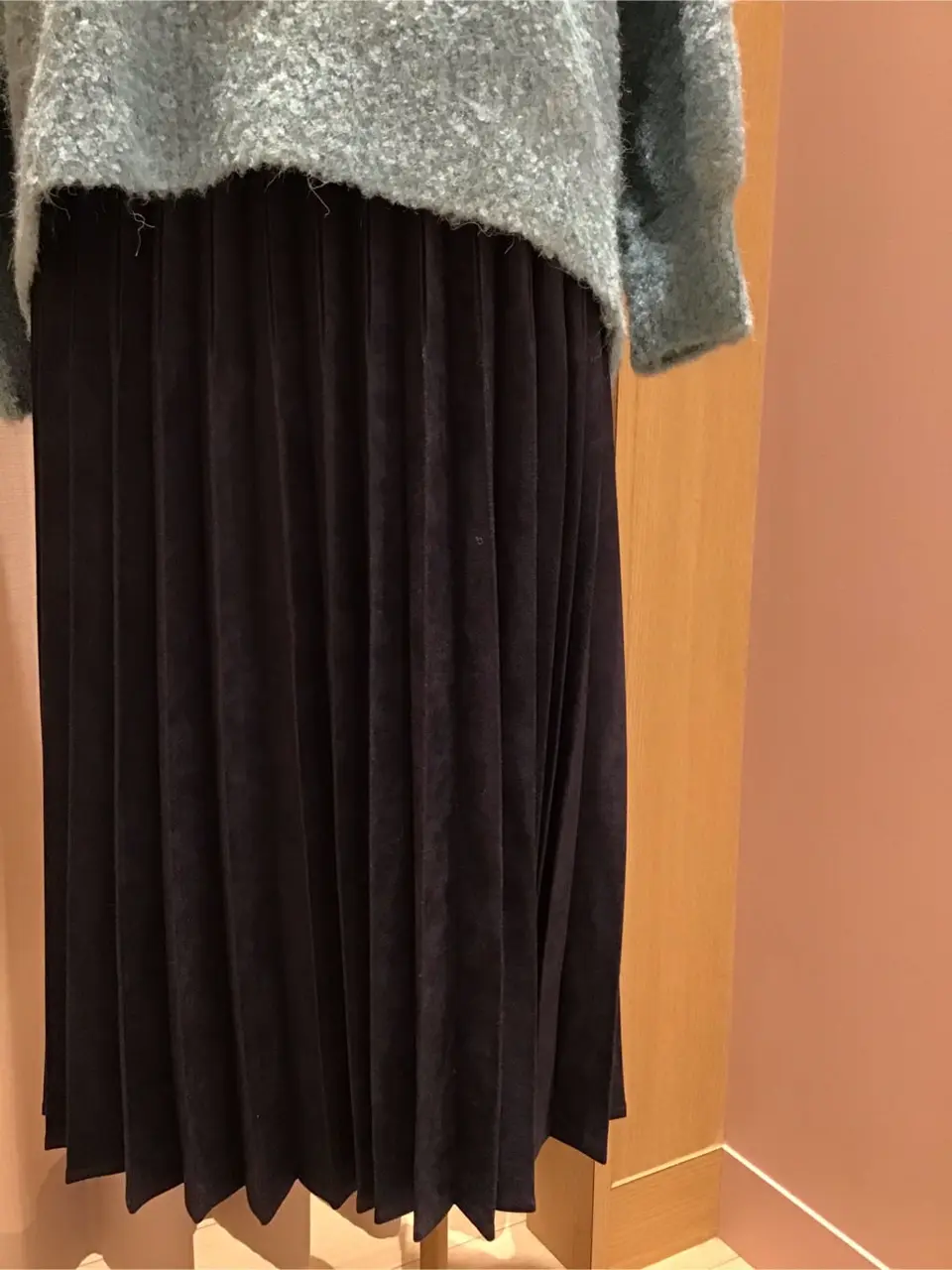 ANY 浅岡 コーディネート画像