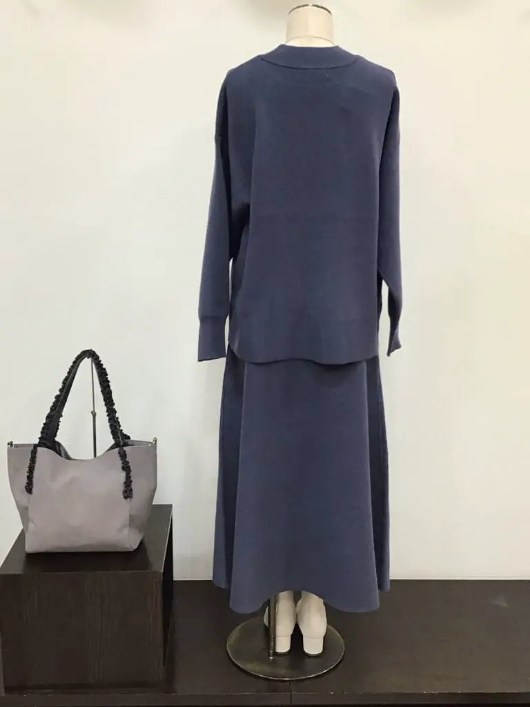 ANY 河村 コーディネート画像