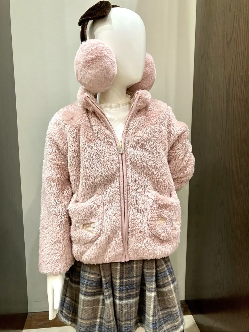 ANY 杉原 コーディネート画像