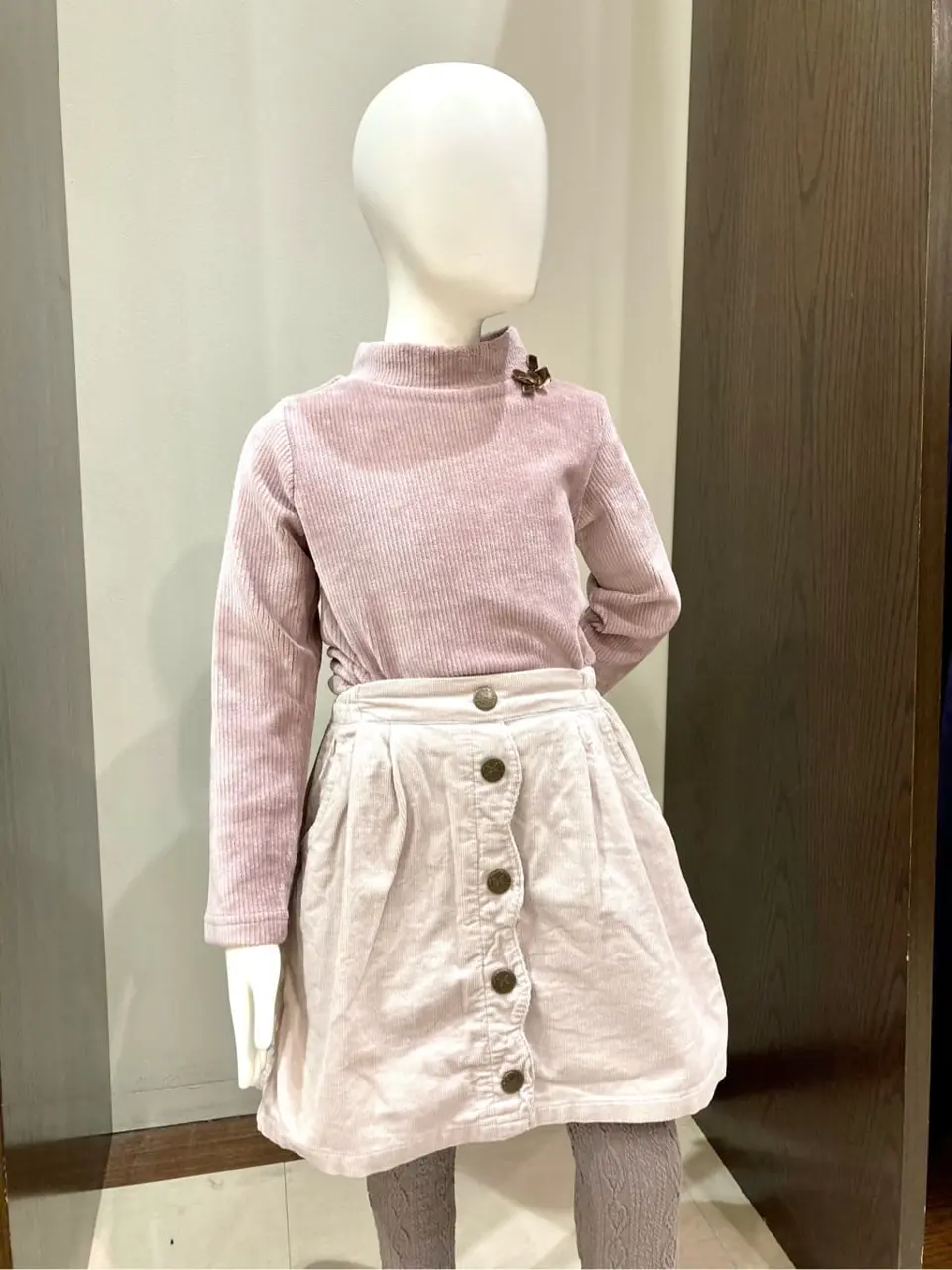 ANY 杉原 コーディネート画像