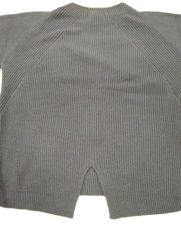 ANY H コーディネート画像