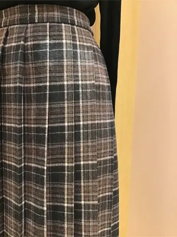 ANY 浅岡 コーディネート画像