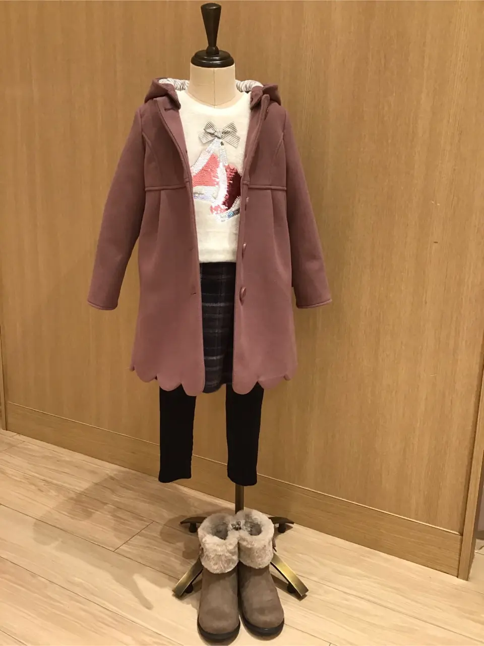 ANY 浅岡 コーディネート画像