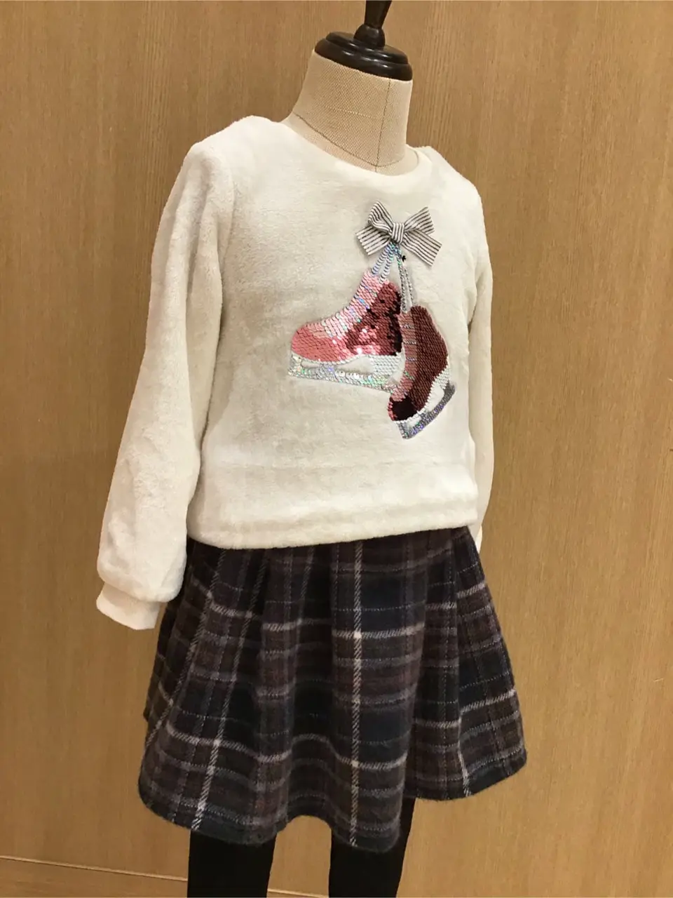 ANY 浅岡 コーディネート画像