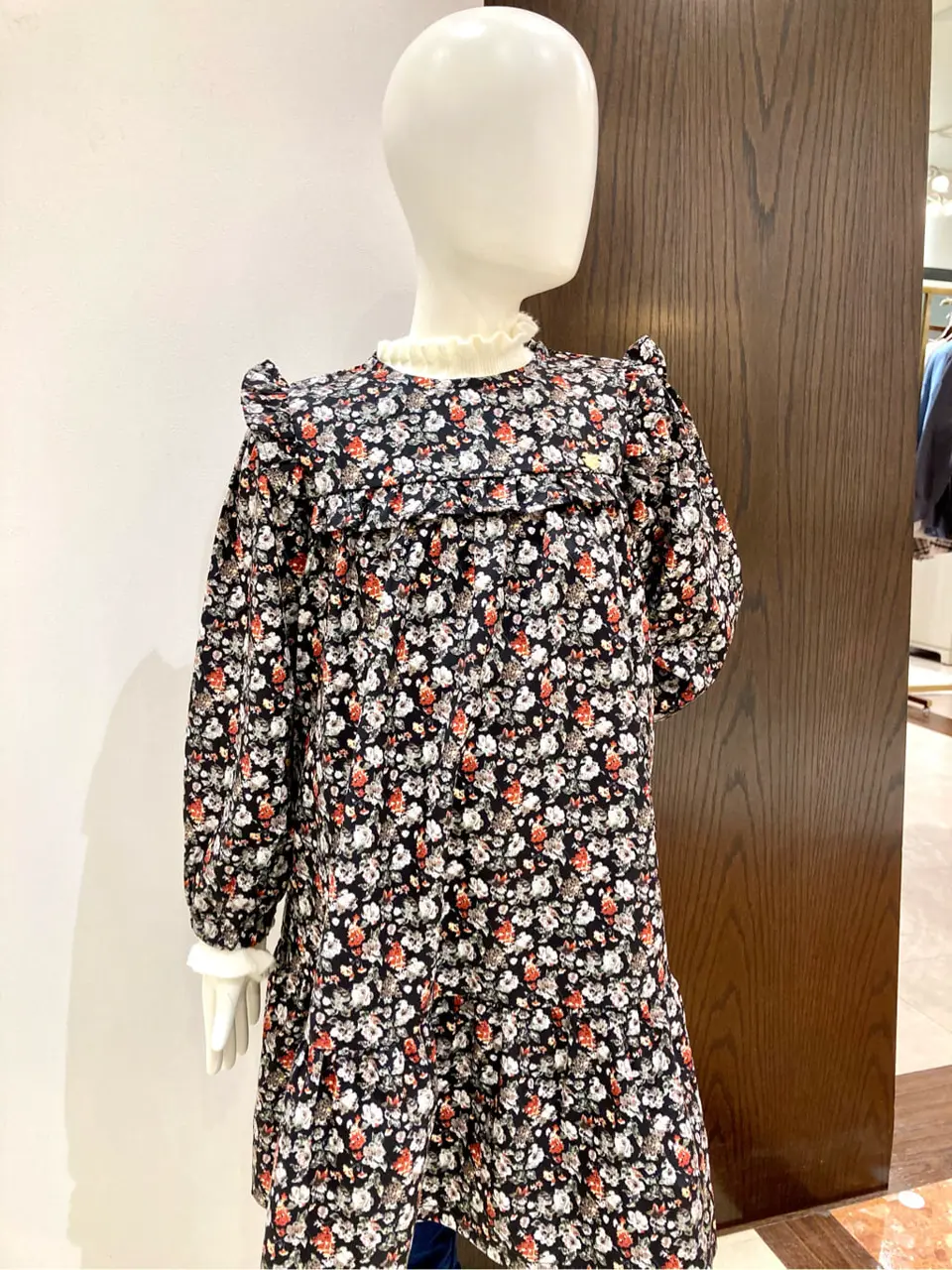 ANY 杉原 コーディネート画像