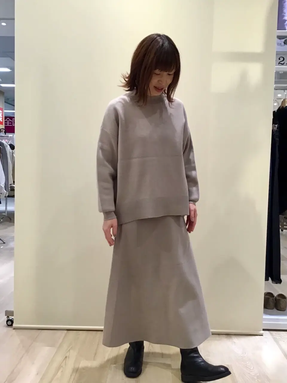  スタッフ コーディネート画像