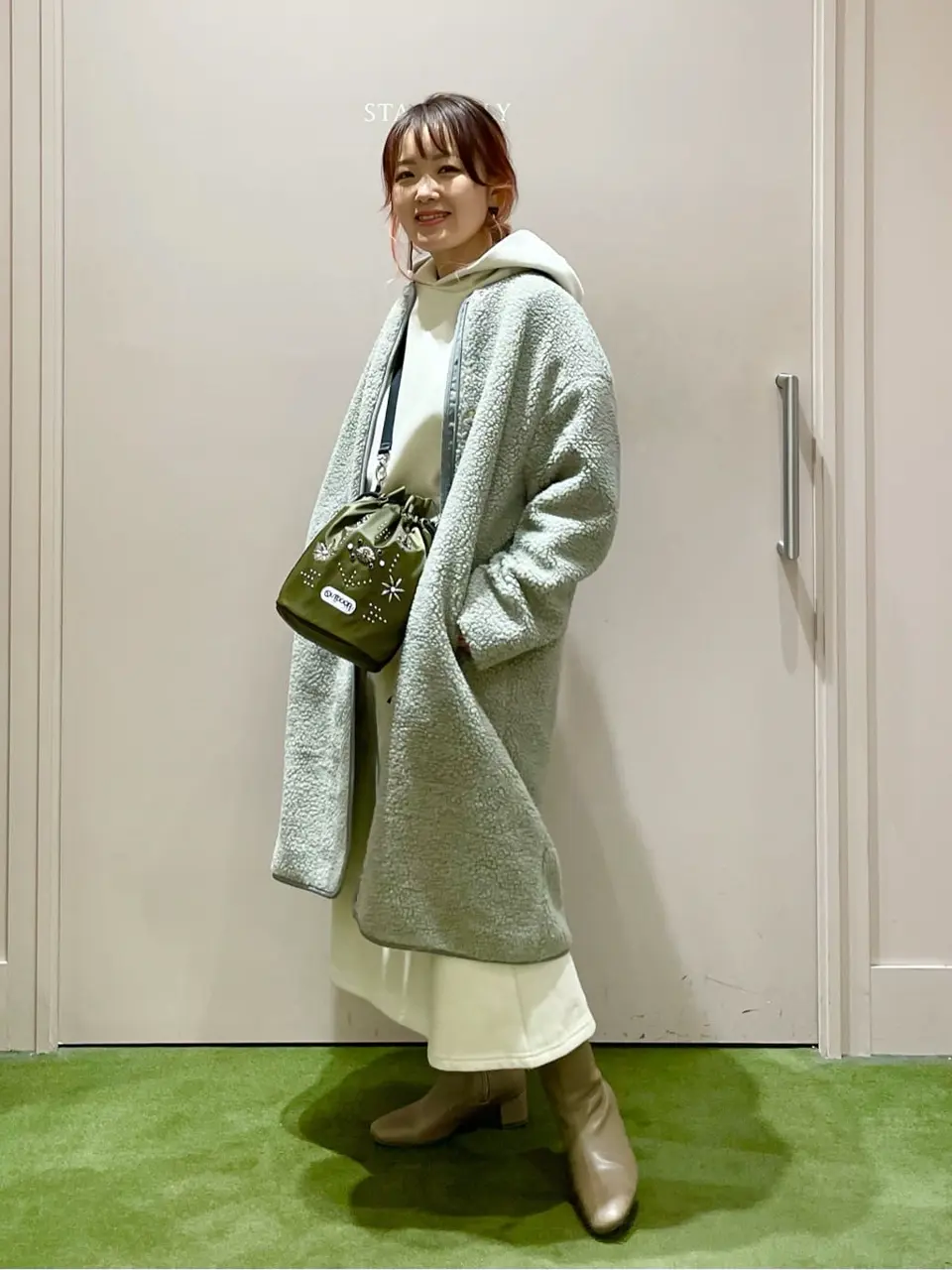 ANY フジコ コーディネート画像