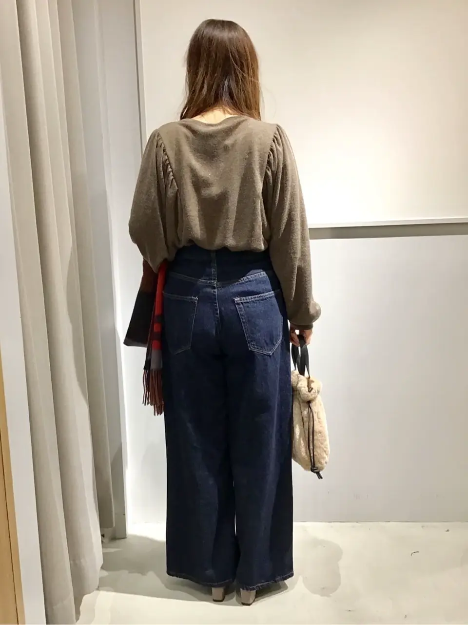 ANY 吉田 コーディネート画像