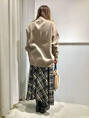 ANY 吉田 コーディネート画像