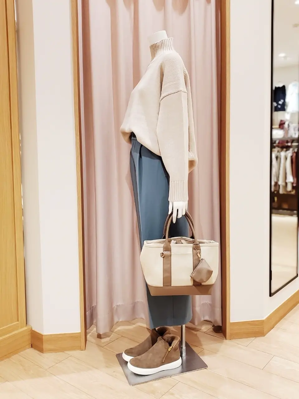 ANY 岩田 コーディネート画像