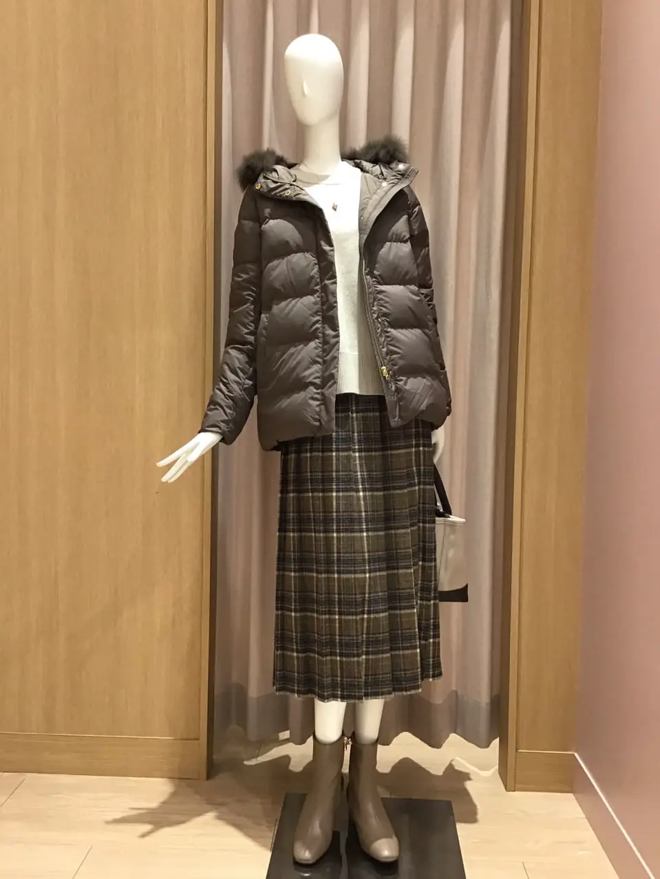  本吉 コーディネート画像