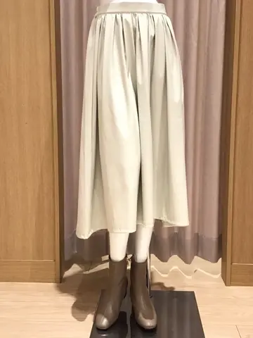 ANY 本吉 コーディネート画像