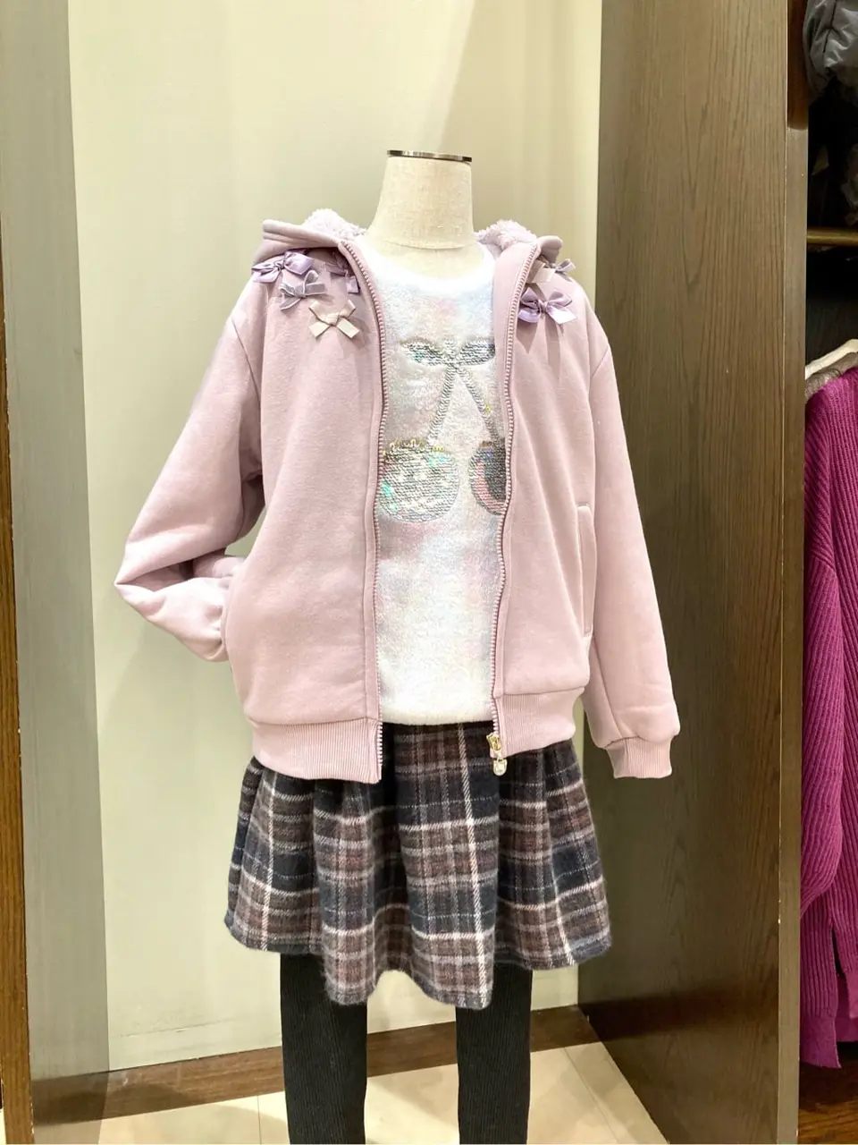 ANY 杉原 コーディネート画像