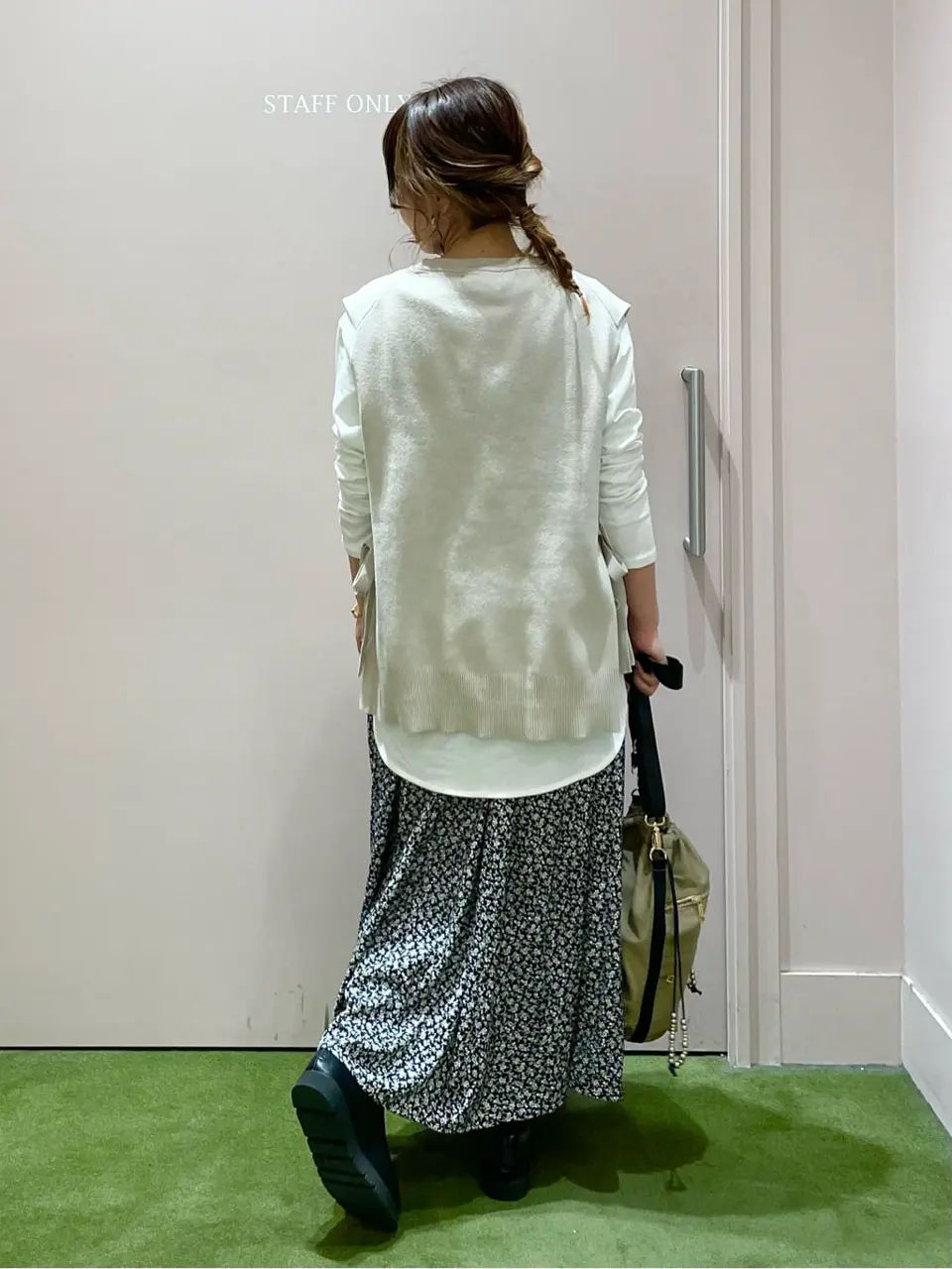 ANY フジコ コーディネート画像