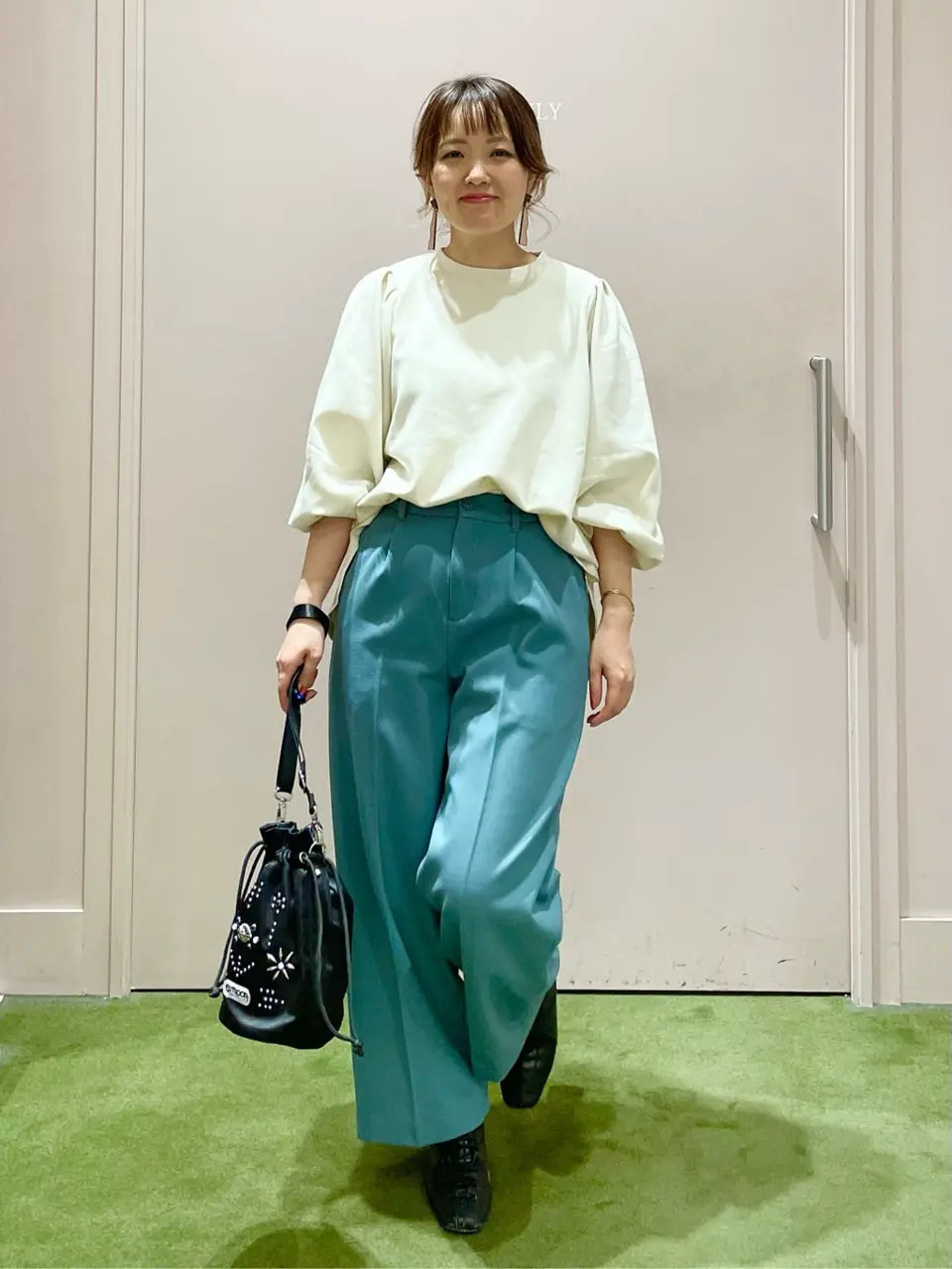 ANY フジコ コーディネート画像