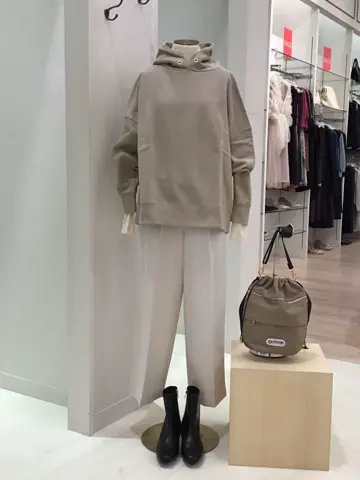 ANY 横溝 コーディネート画像