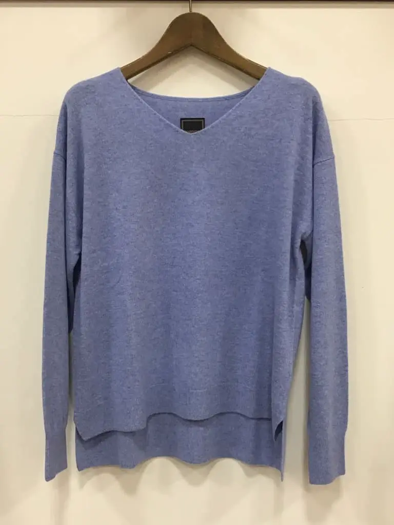 ANY 河村 コーディネート画像