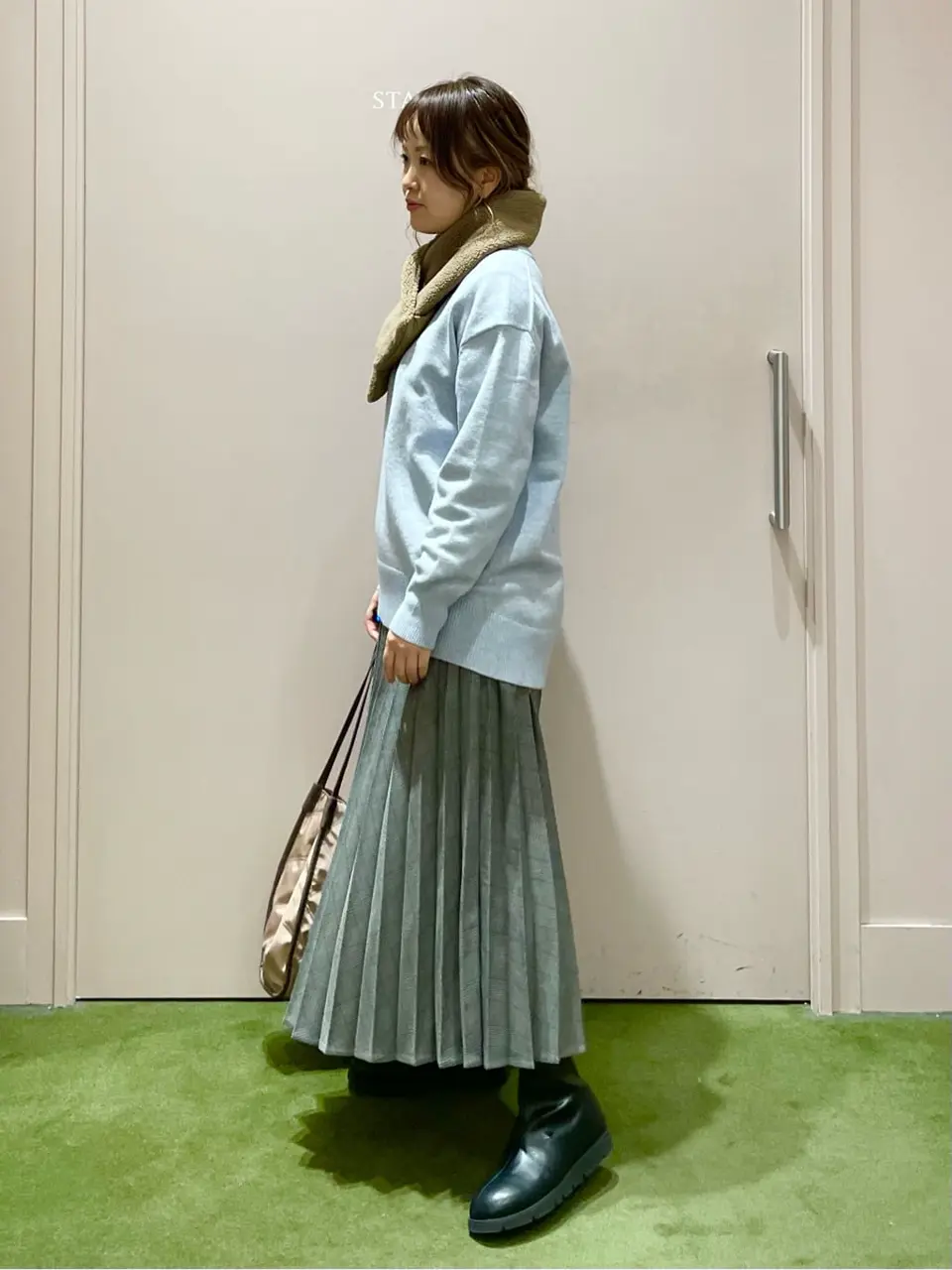 ANY フジコ コーディネート画像