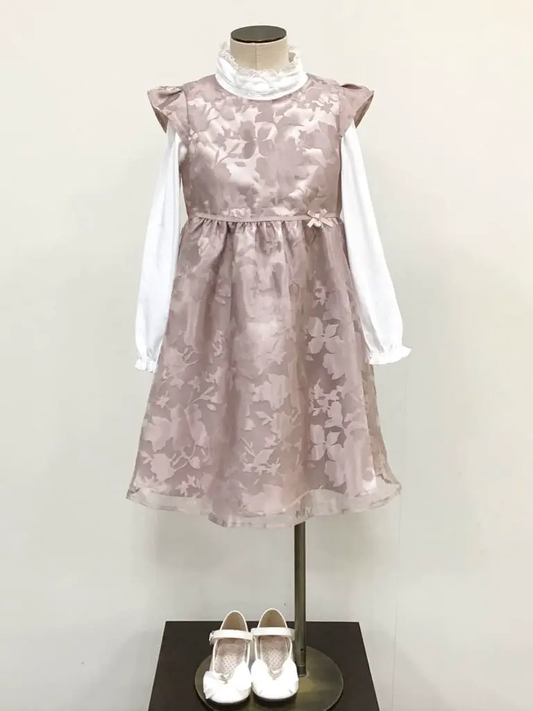 ANY 佐々木 コーディネート画像