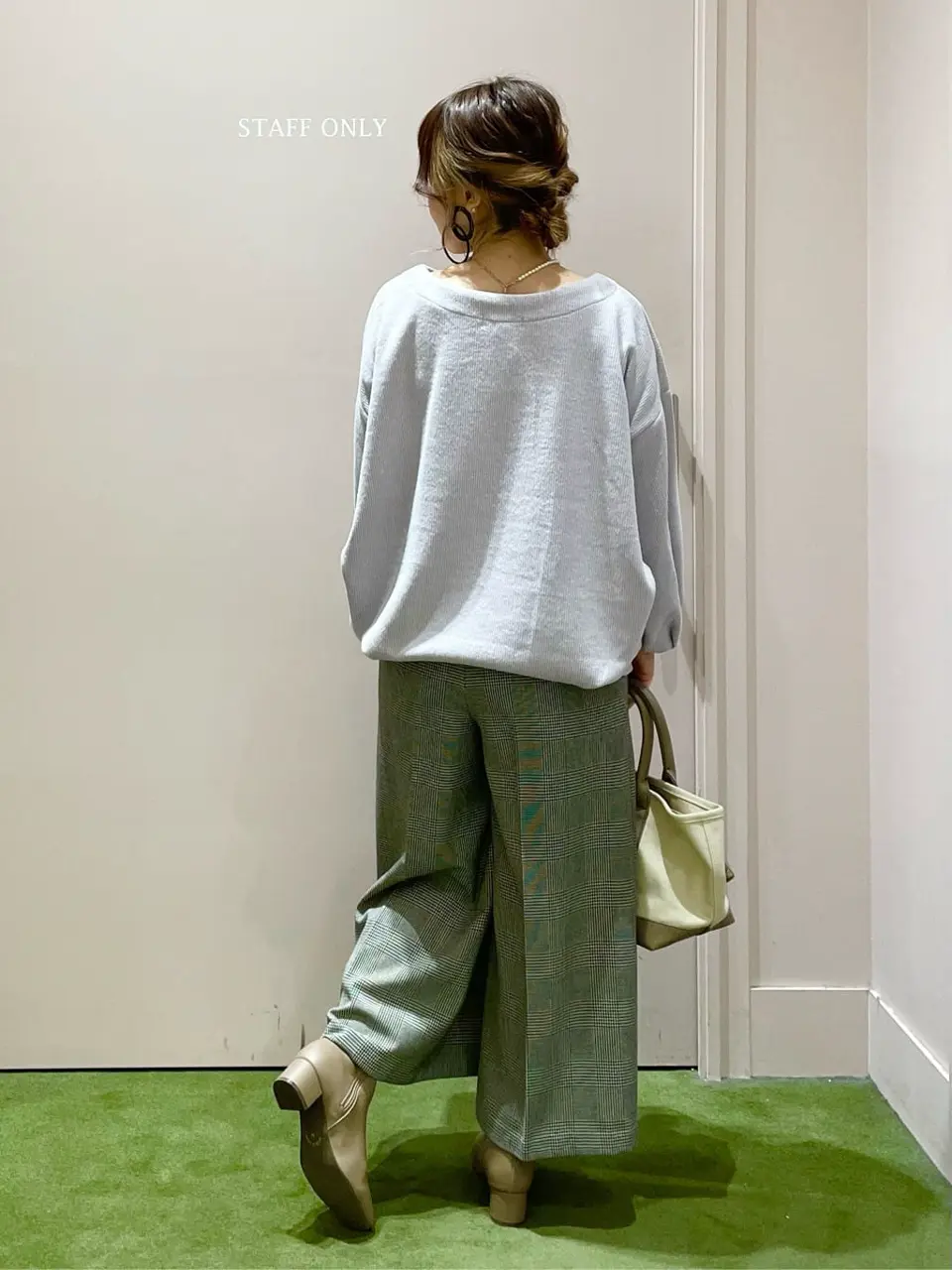 ANY フジコ コーディネート画像