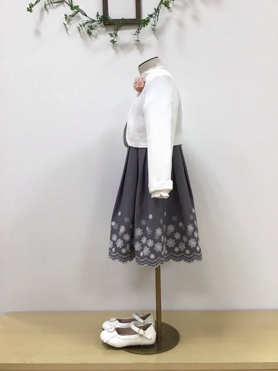 ANY 菱田 コーディネート画像