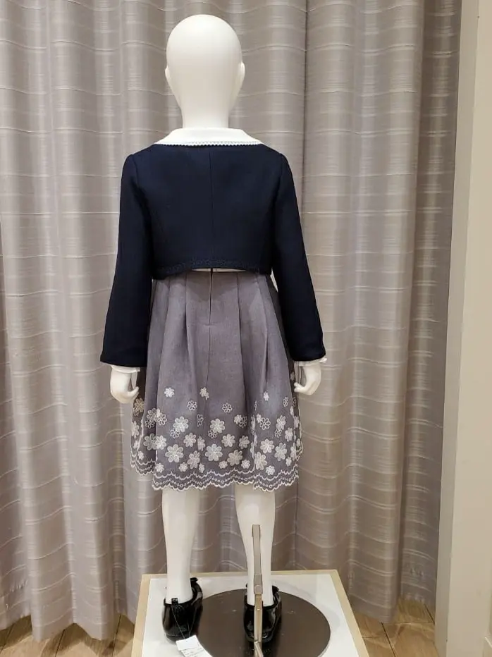 ANY 小渕 コーディネート画像