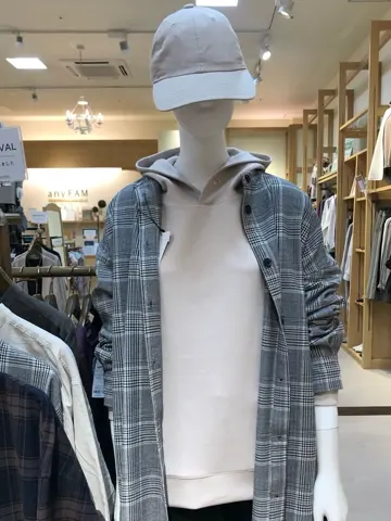 ANY 吉田 コーディネート画像