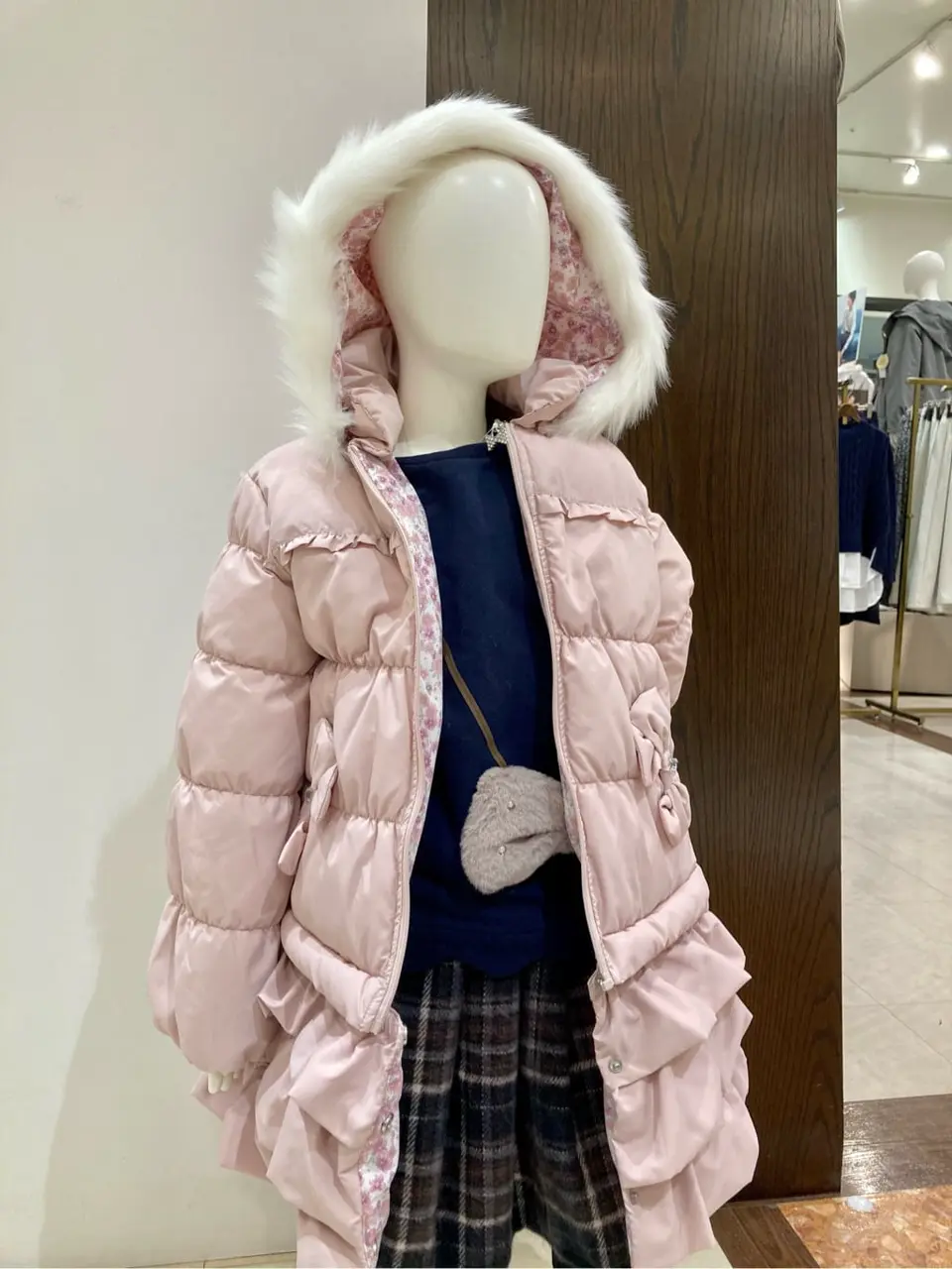 ANY 杉原 コーディネート画像