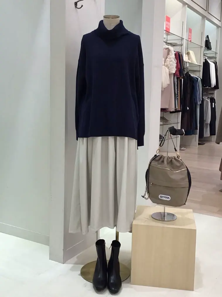 ANY 横溝 コーディネート画像