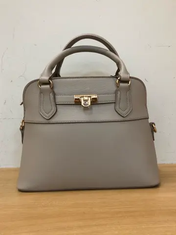 ANY 吉田 コーディネート画像