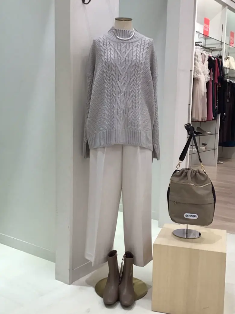 ANY 横溝 コーディネート画像