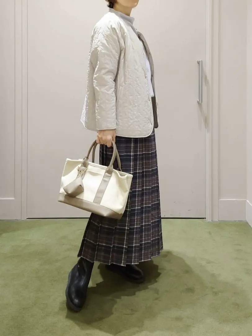 ANY 吉田 コーディネート画像